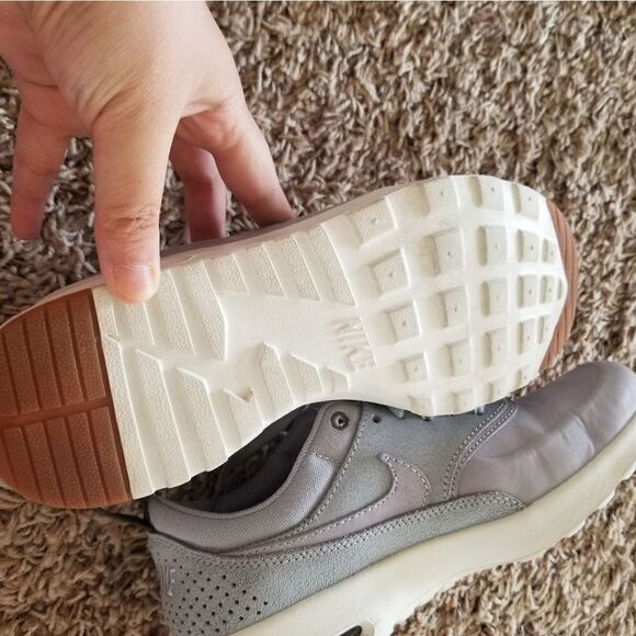 Nike Air Max - Picture 5 of 7